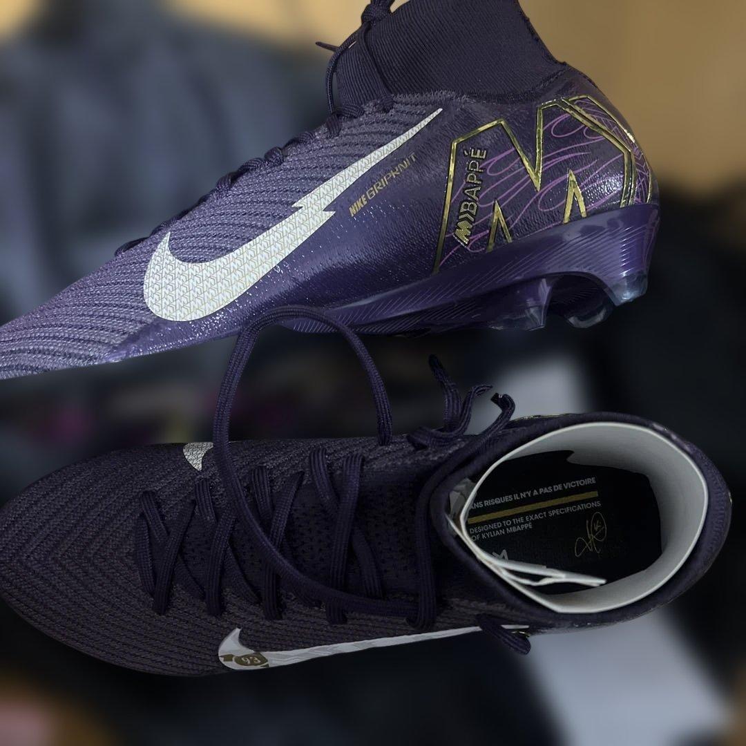 Nike Mercurial パープル サッカーシューズ