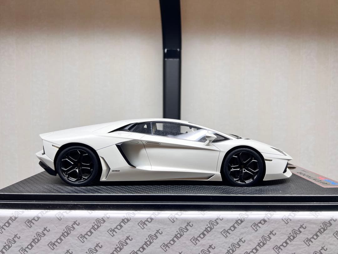 1/18 シリアルNo2 フロンティアート ランボルギーニ アヴェンタドール