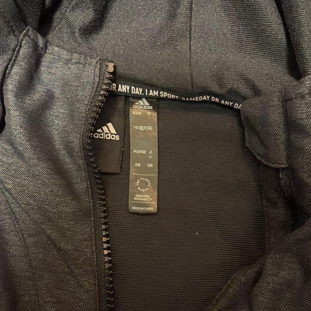 adidas 帝京第三 ウィンドブレーカー サイズ48 グレー