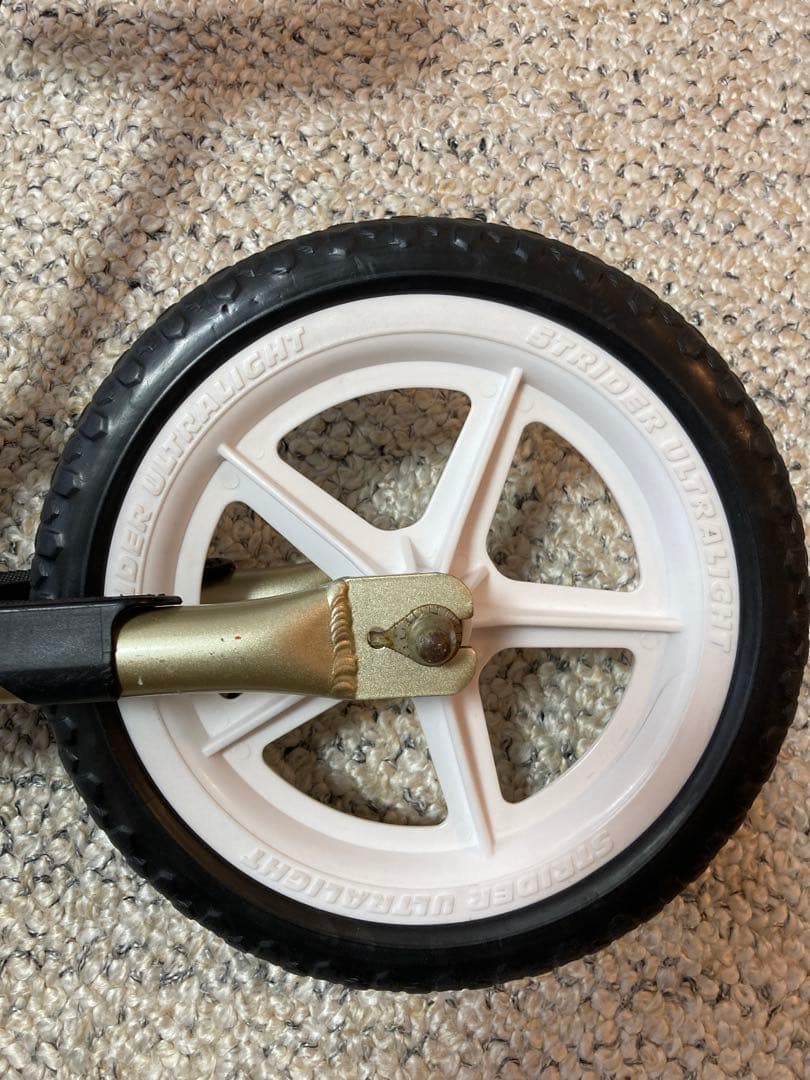 STRIDER バランスバイク ゴールド