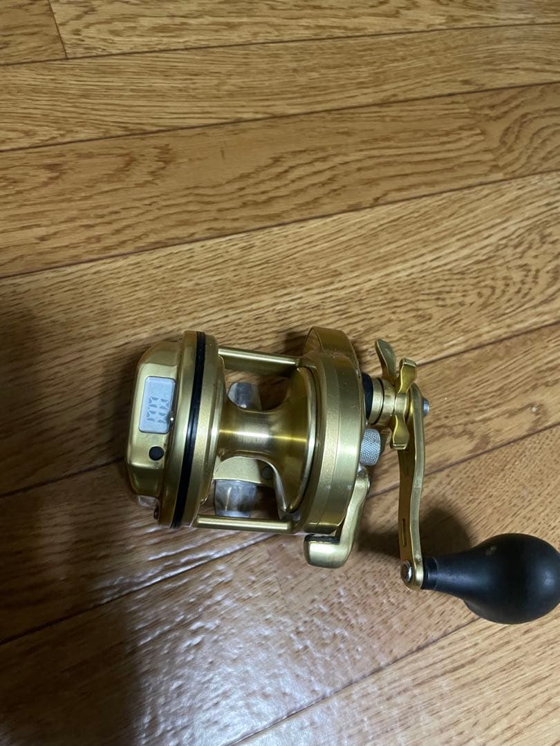 SHIMANO 海魂 両軸リール ゴールド小傷あり機関良好