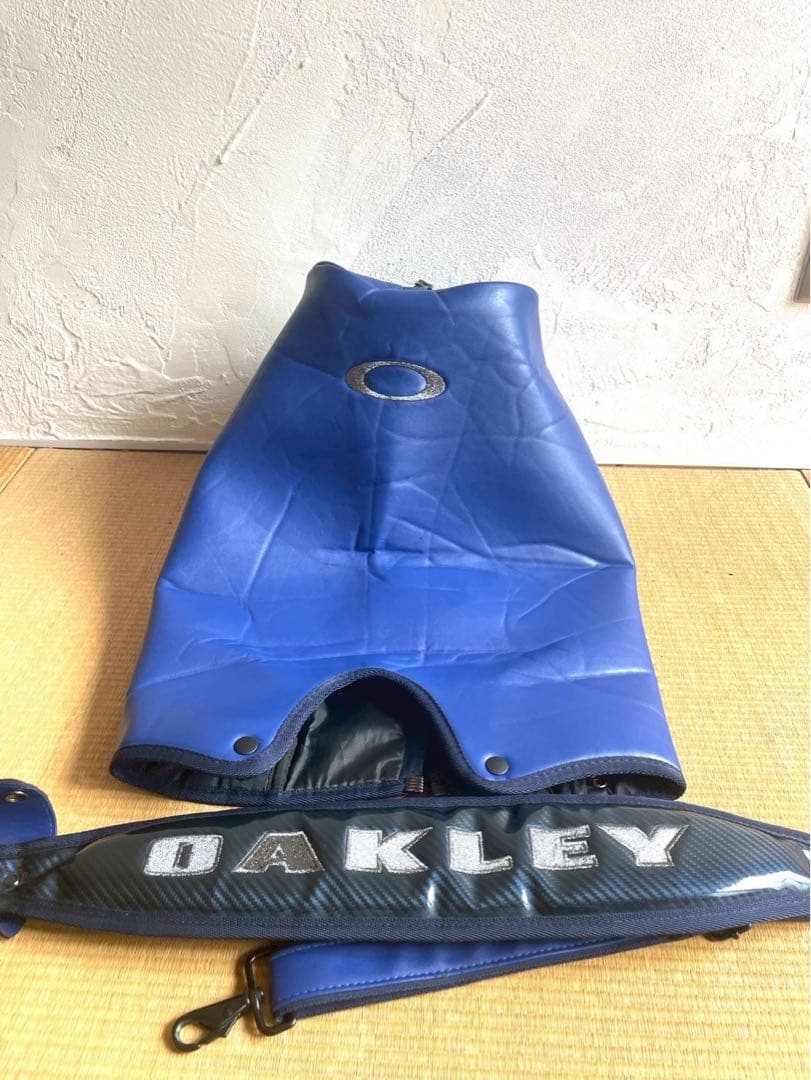 Oakley スカルデザインキャディバッグ