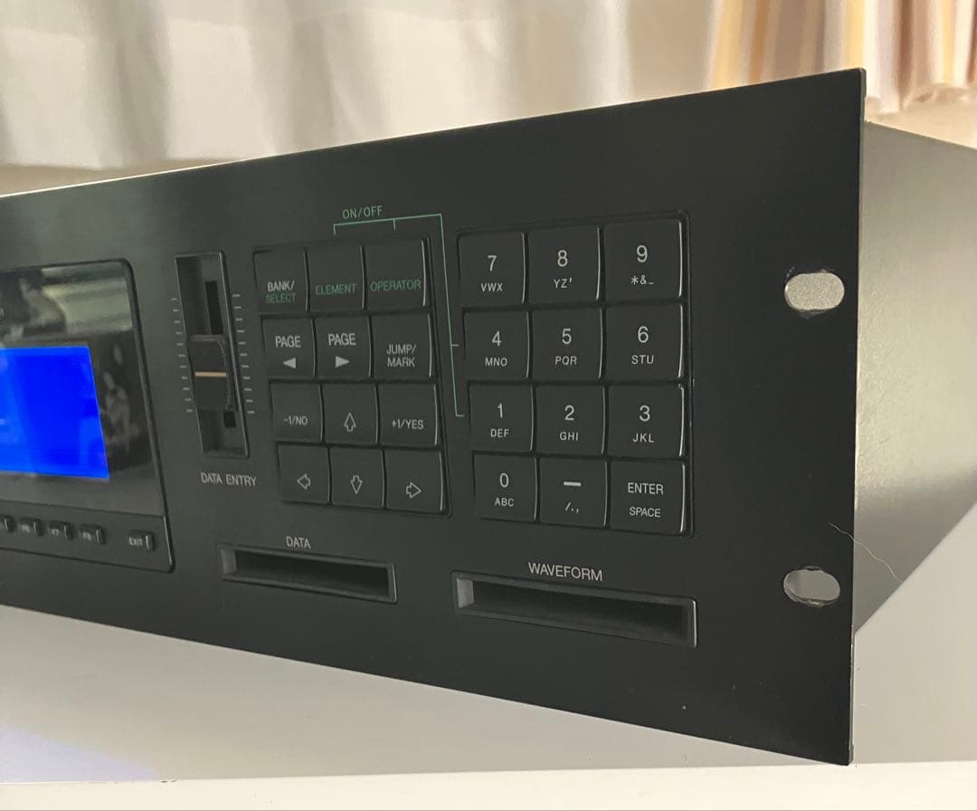 YAMAHA TG77 トーンジェネレーター