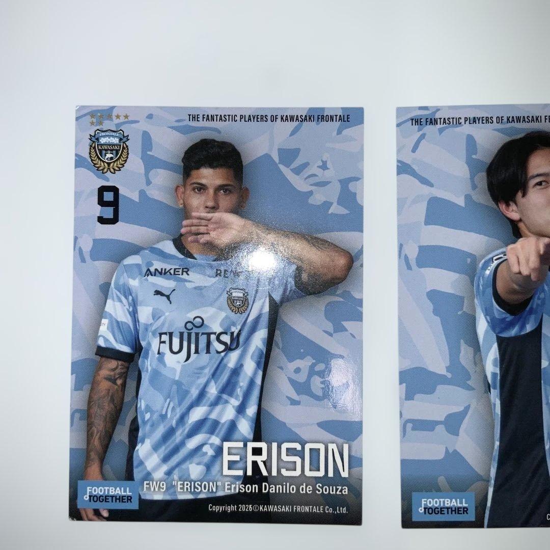 川崎フロンターレ　選手トレカ　18枚セット　状態難あり