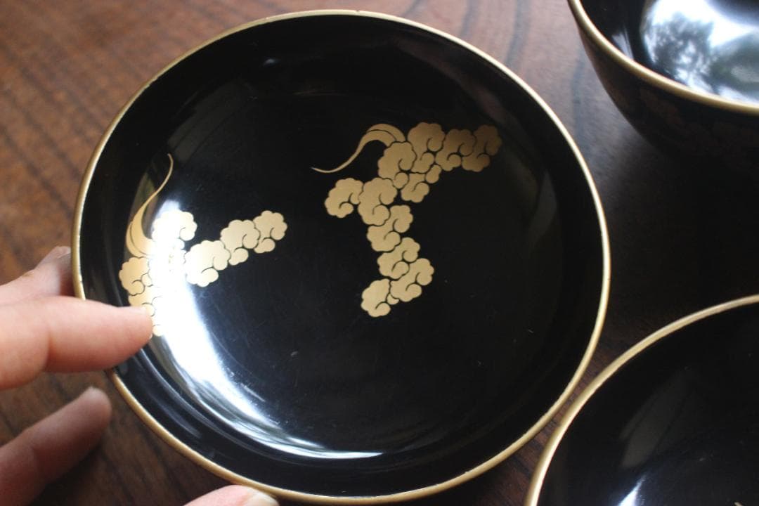 高台縁傷のみ！時代金縁黒漆に極上雲鶴蒔絵の映える煮物椀2点（検京塗輪島塗雑煮椀