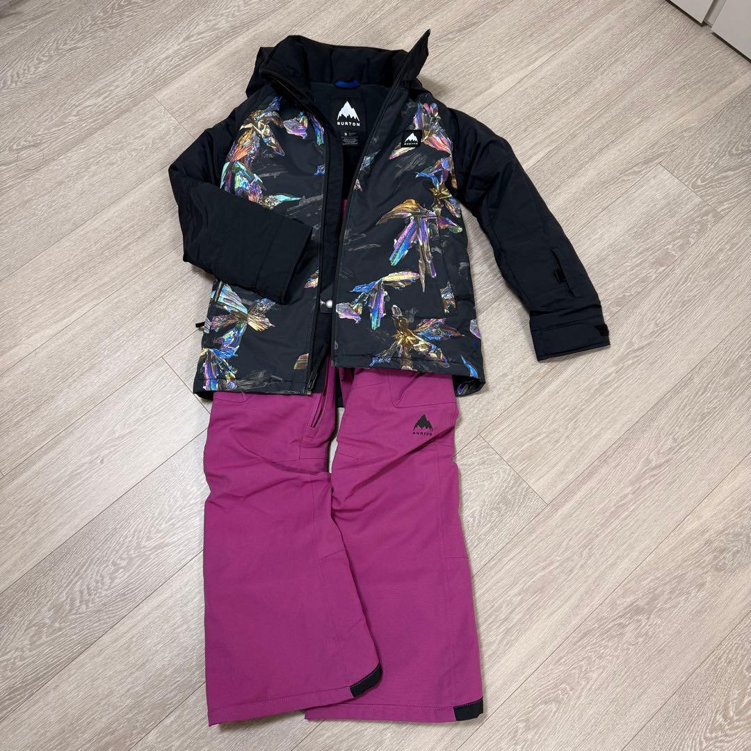 Burton 子ども用スノーボードウェア上下 キッズSサイズ 130cm前後