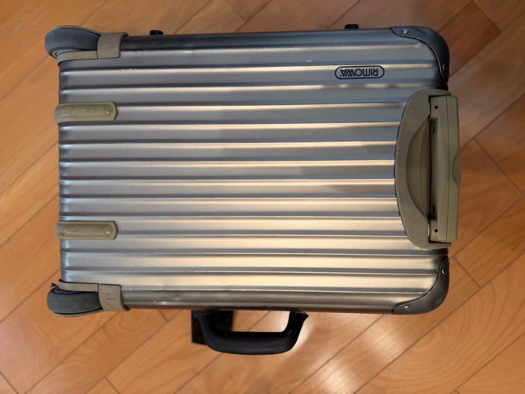RIMOWA トパーズ　チタニウム　32L