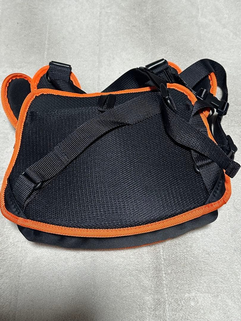 読売ジャイアンツプロテクター型リュック