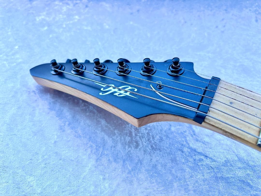 N5 gfc GNR-100 Satin BK エレキギター