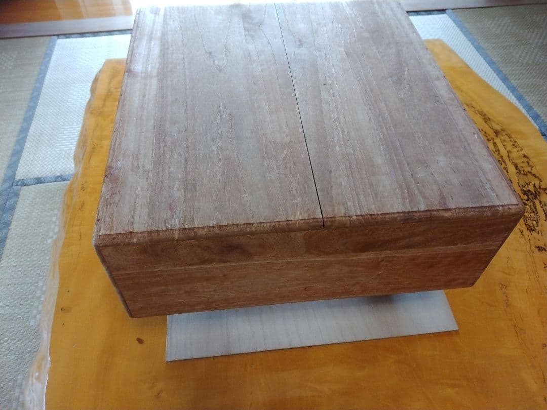 囲碁盤 天然木製 本萱5寸