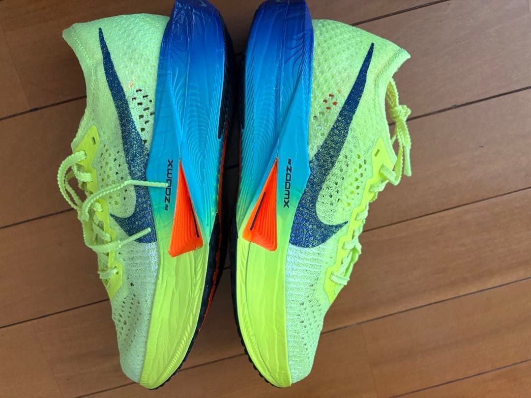 NIKEヴェイパーフライ3 24.0cm