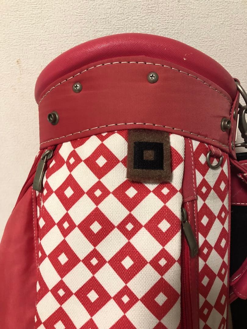 送料込み】超激レア　数量限定販売　オノフ　ONOFF キャディバッグ　レディース