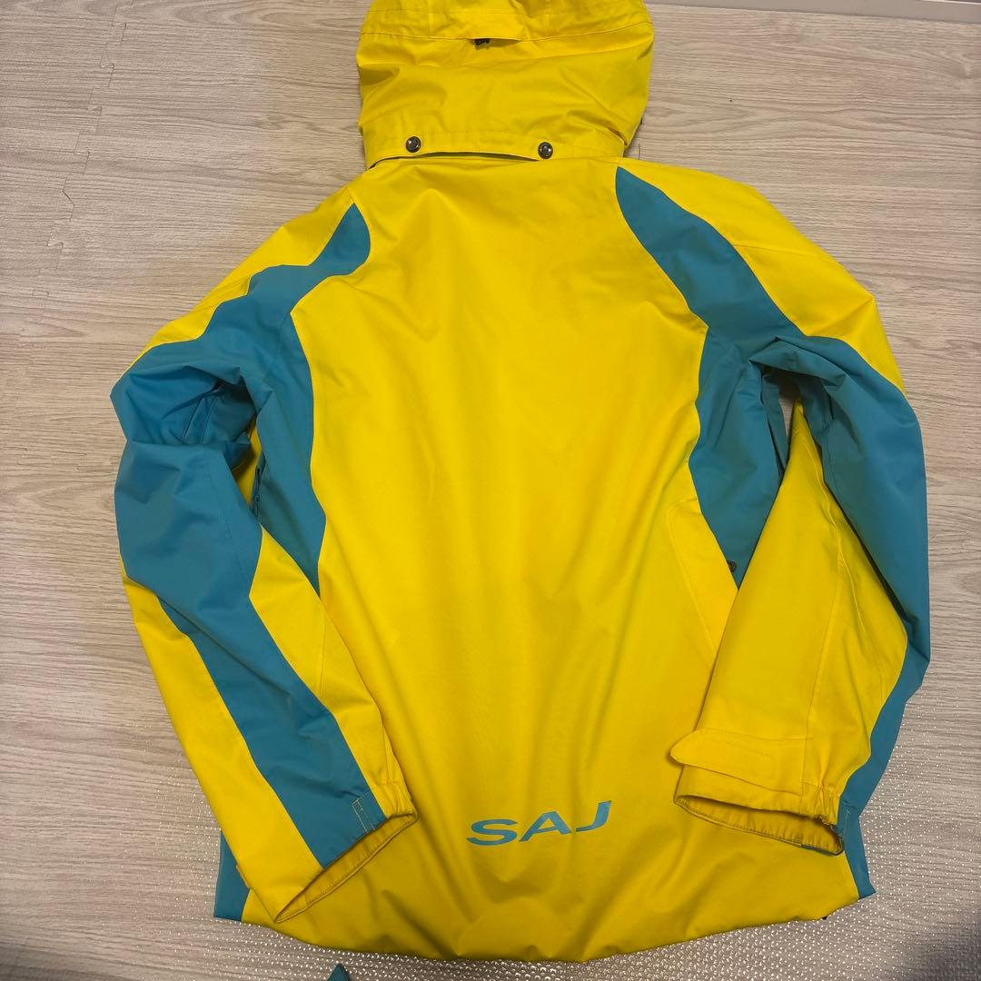 良品　ミズノスキーウエア SAJ技術員モデル　Mサイズ