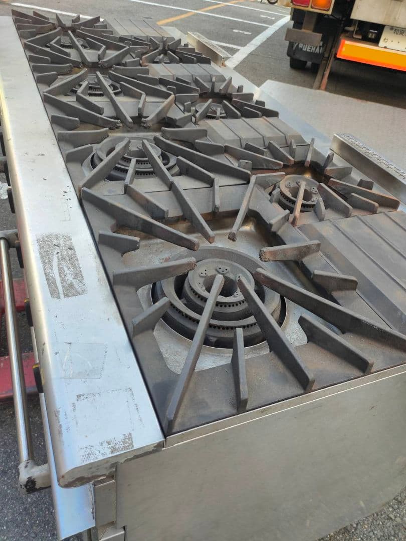 7口コンロ　オーブン