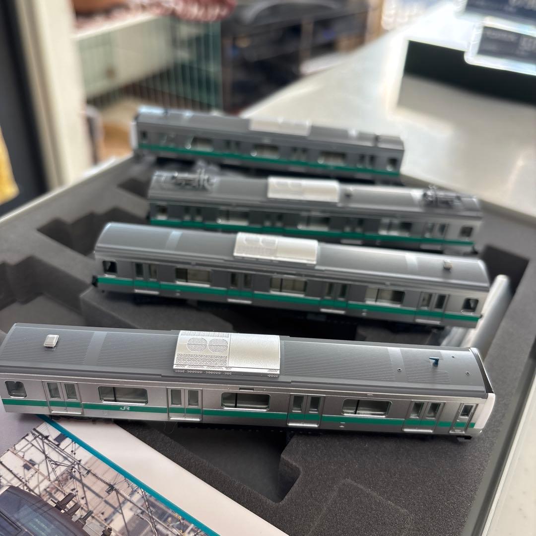 JR E233 2000系通勤電車基本セット4両
