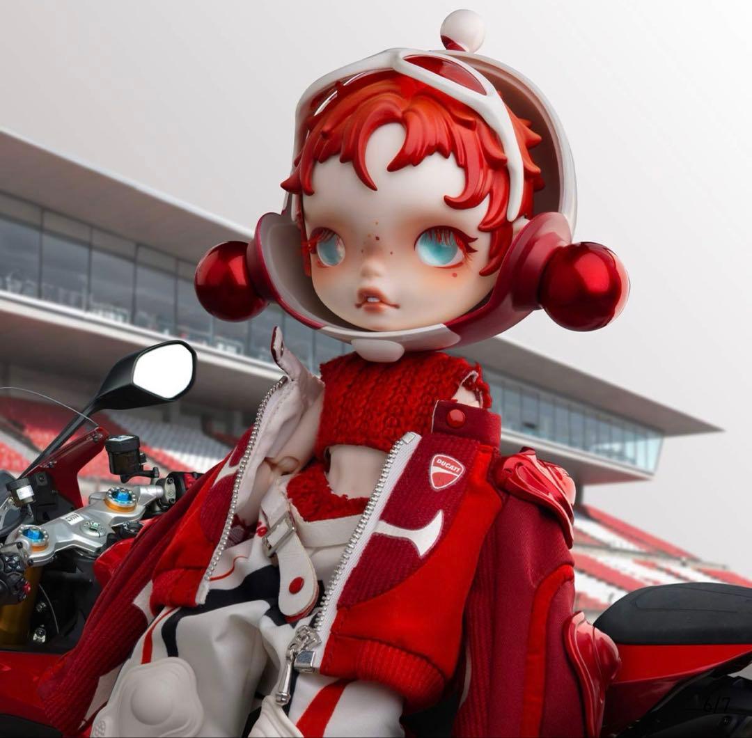 SKULLPANDA DUCATI 1/6 アクションフィギュア