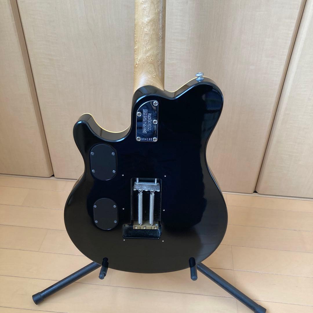 ミュージックマン　Axis ex ピンク