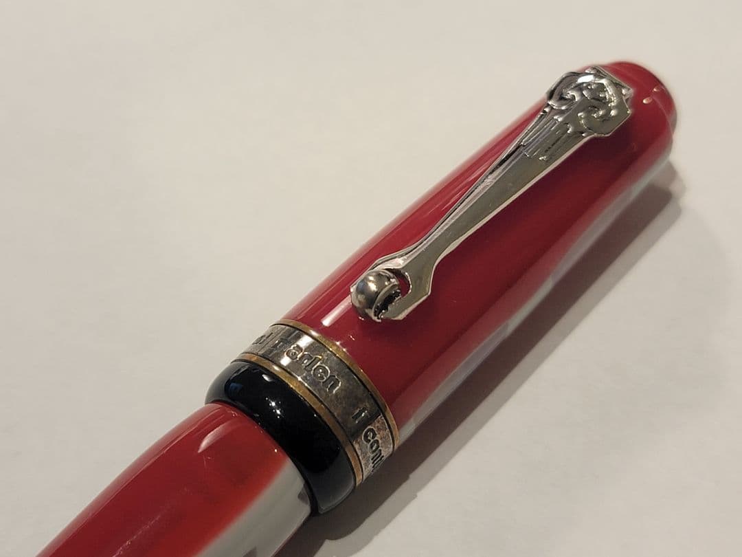 筆記具 MARLEN Continenti America Red M