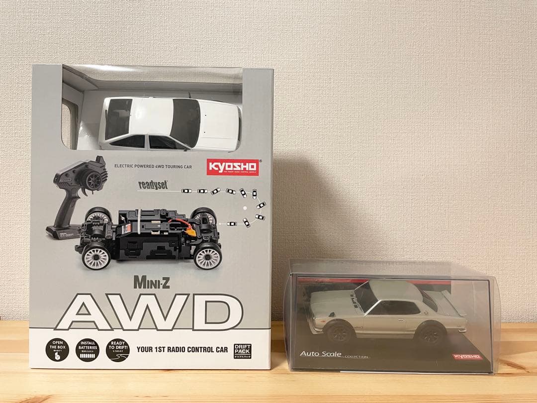 京商 ミニッツAWD カローラレビンとスカイラインGT-Rボディ等