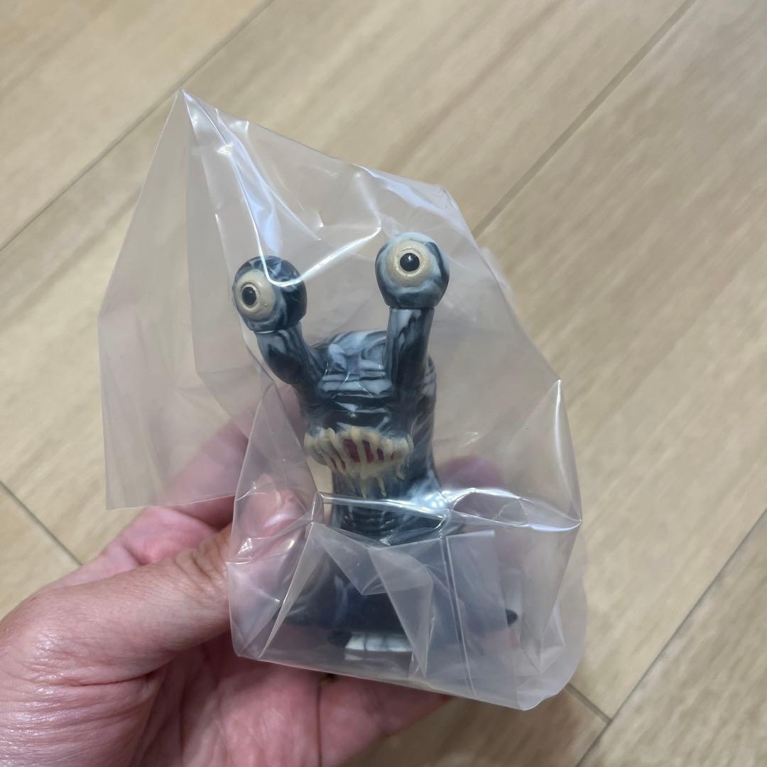 ウルトラCUBE　シカルナ工房　ナメゴン　マーブル　ソフビ