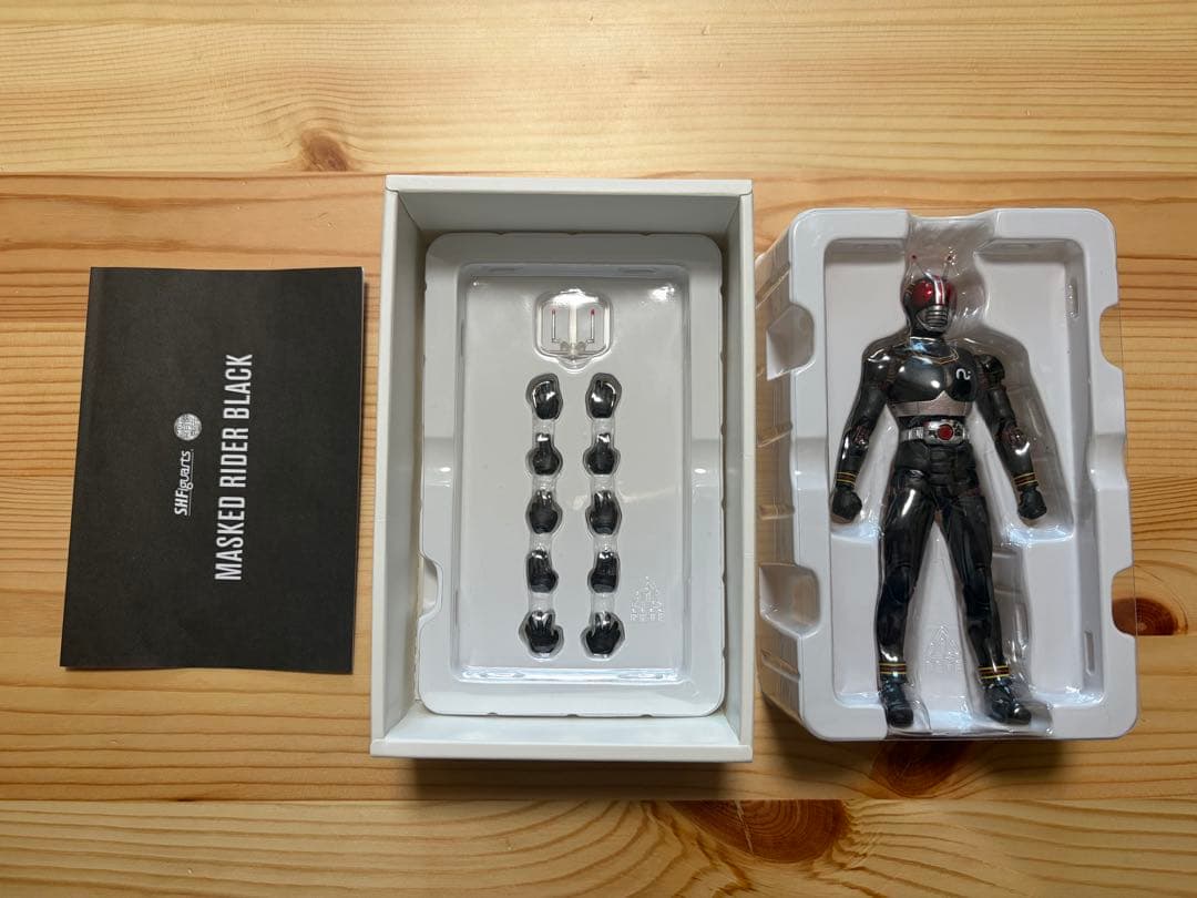 仮面ライダーBLACK シャドームーン 真骨彫 s.h.figuarts