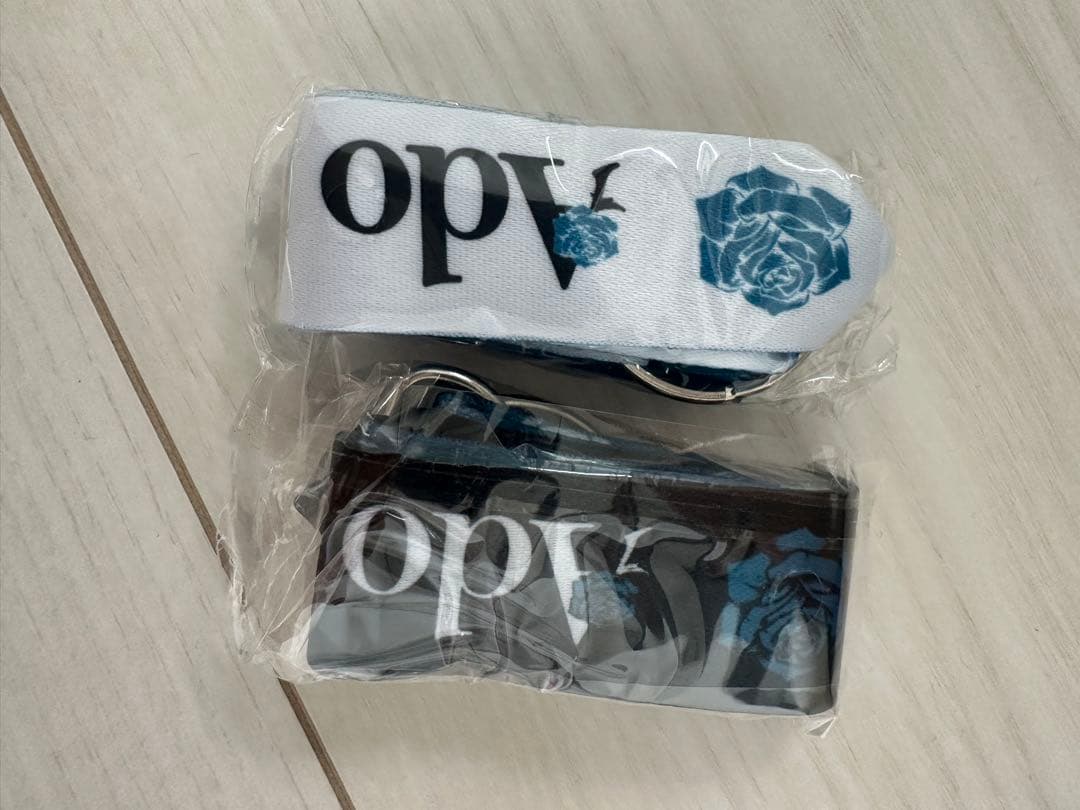 Ado マーズ ガチャ ネックストラップ　新品・未開封