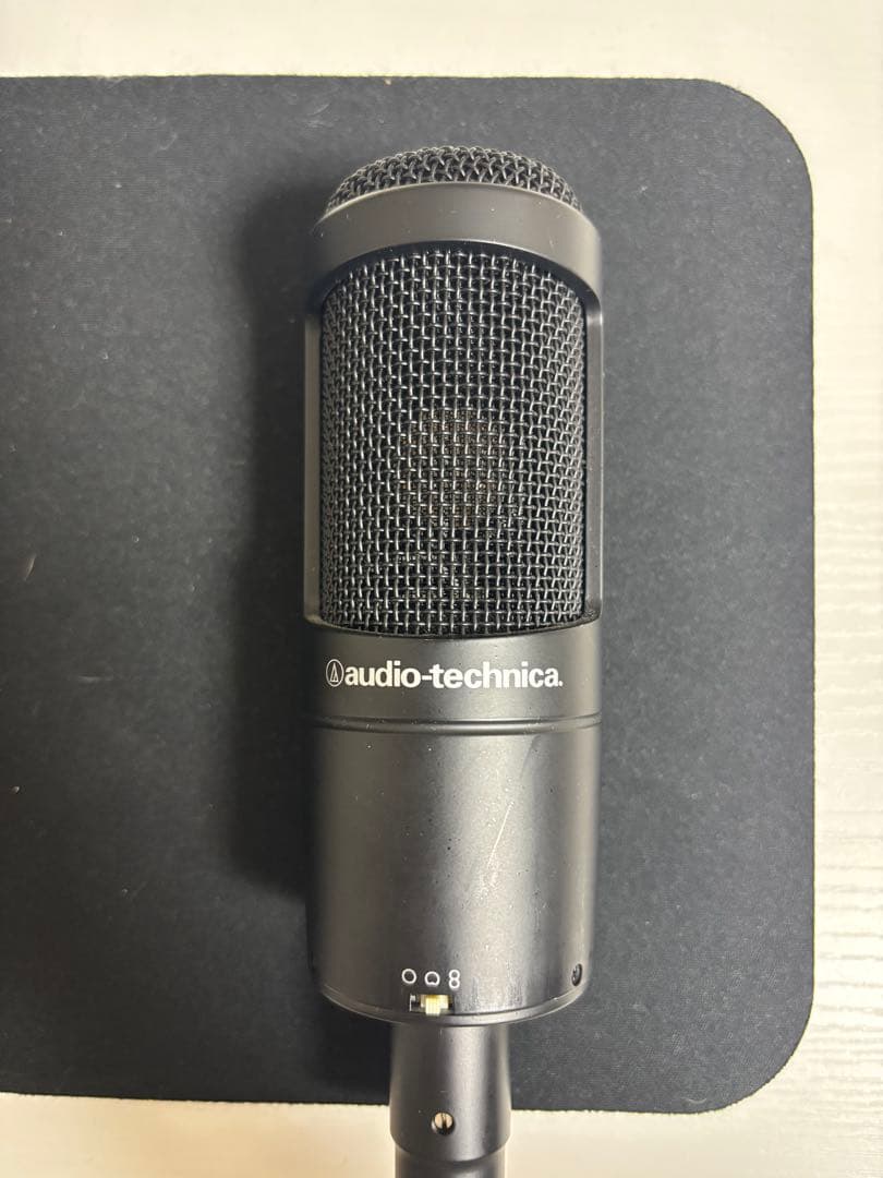 オーディオテクニカ　コンデンサーマイク「AT2050」