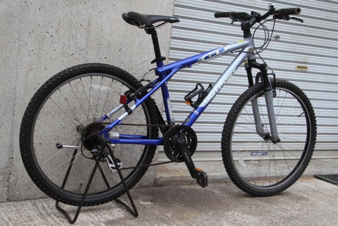 引き取り限定♪GT♪OUTPOST♪お手軽マウンテンバイク♪通学などにどうぞ♪