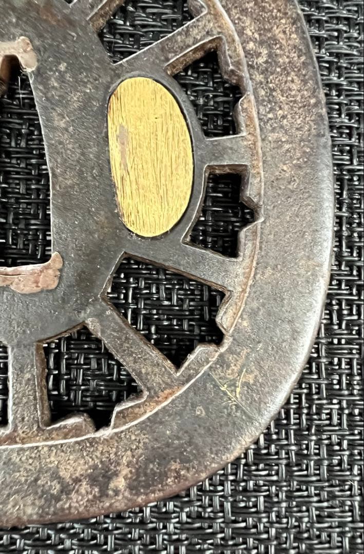 刀鍔 無名肥後 楽寿 透かし鍔 責金 年代物 桐箱付き(鍔布団有) アンティーク