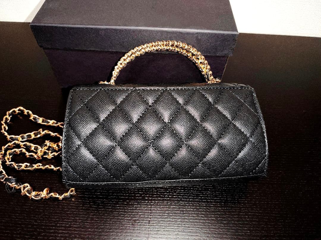 【新品未使用】CHANEL　ノベルティ　ブラックレザー ショルダーバッグ　箱付き