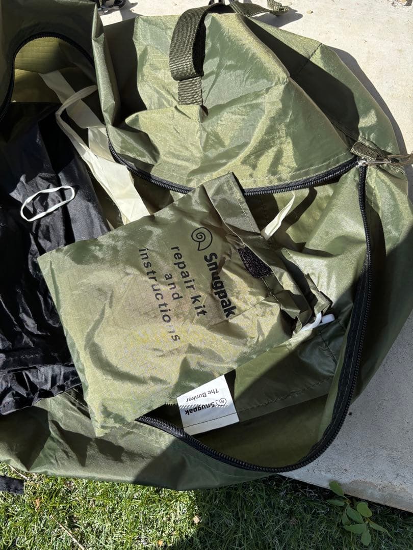 ひろ　Snugpak bunker スナグパック バンカー 軽量