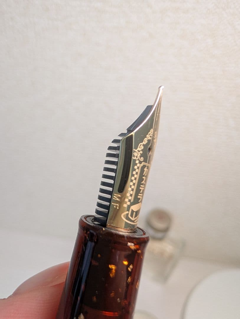 【限定・入手困難】カステラ万年筆　セーラー万年筆　プロギアスリム　中細字