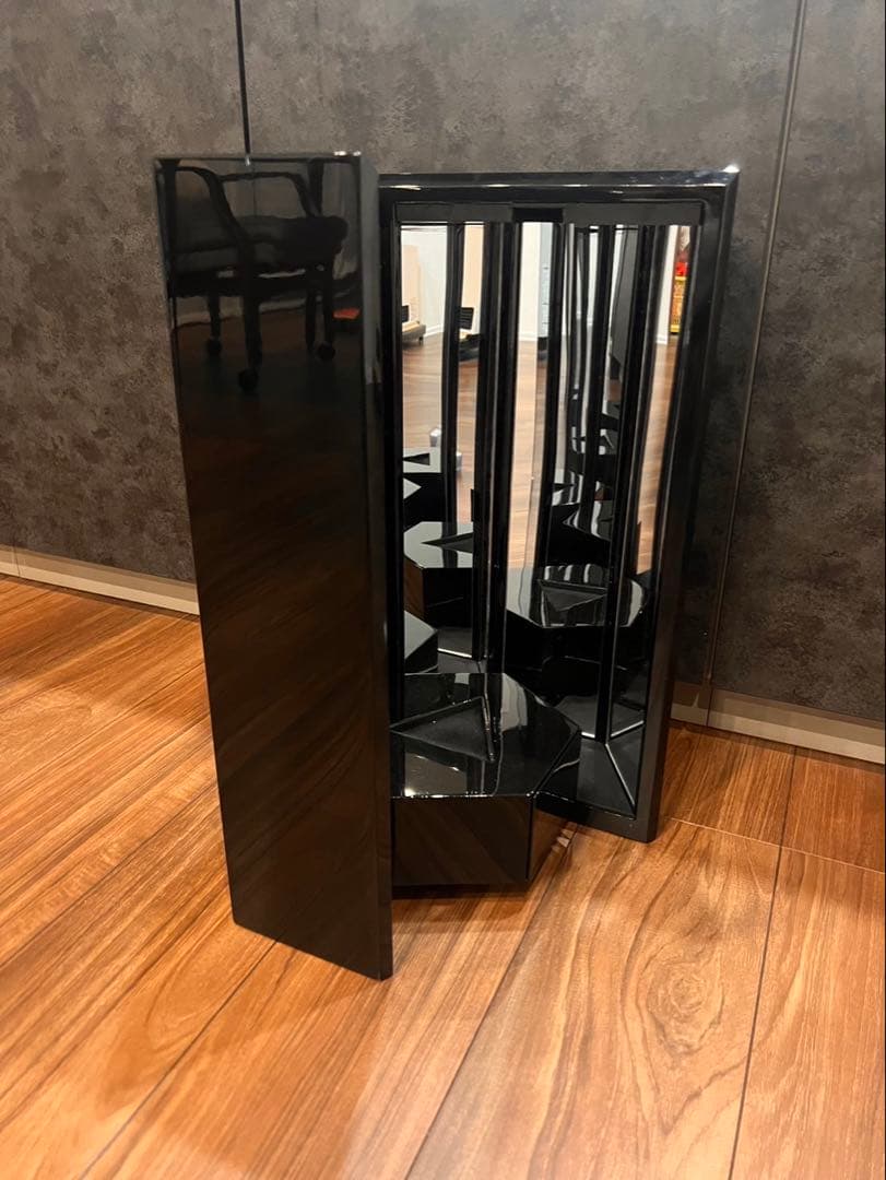 マッカランＭデキャンタ、化粧箱