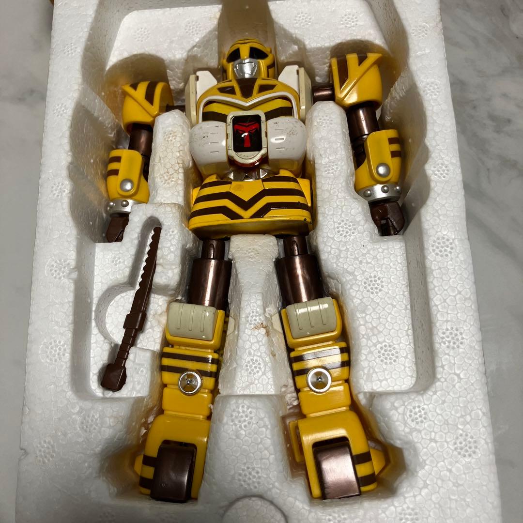 バンダイ トラボルト 変形フィギュア