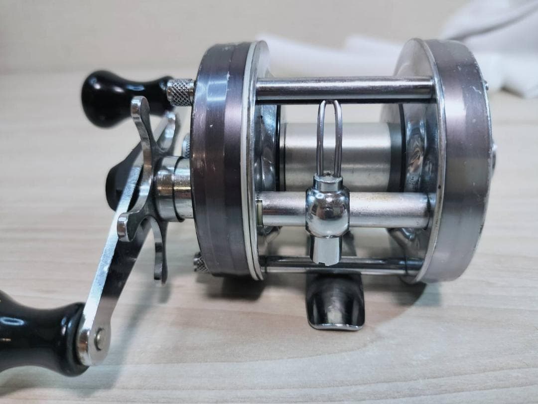 ☆　ABU GARCIA アブ アンバサダー 5500Cリール　ビンテージリール