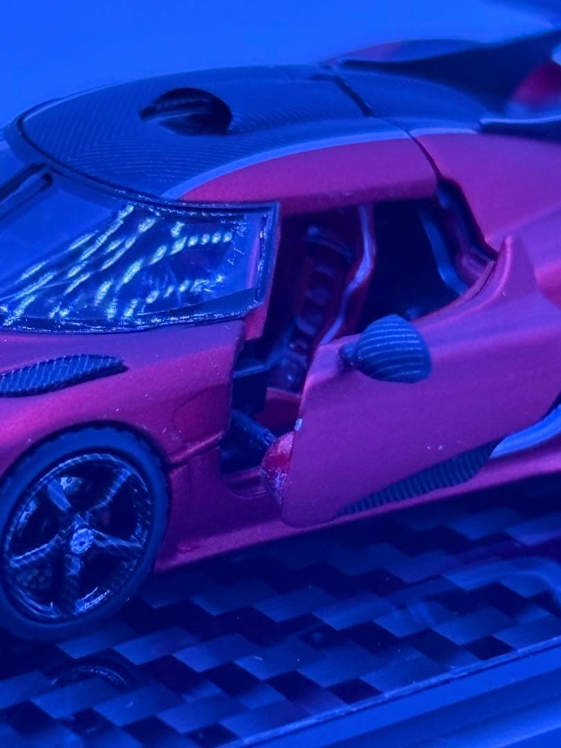 激レア！　1/64ケーニングセグ アゲーラ　左右ドア開閉