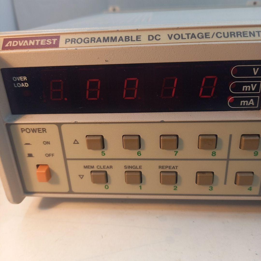 ADVANTEST TR6142 電圧・電流発生器