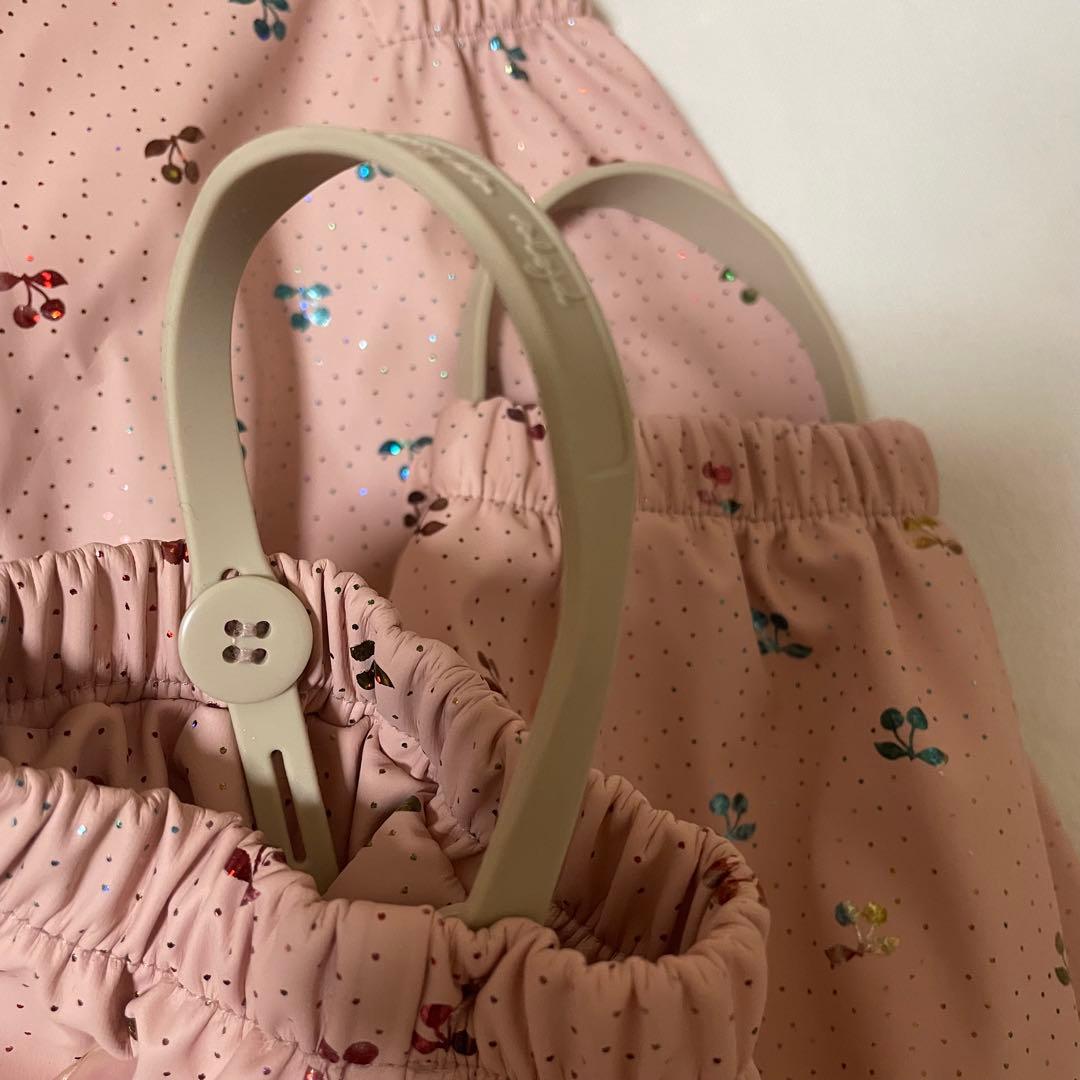 konges sloejd スキーウェア　チェリー