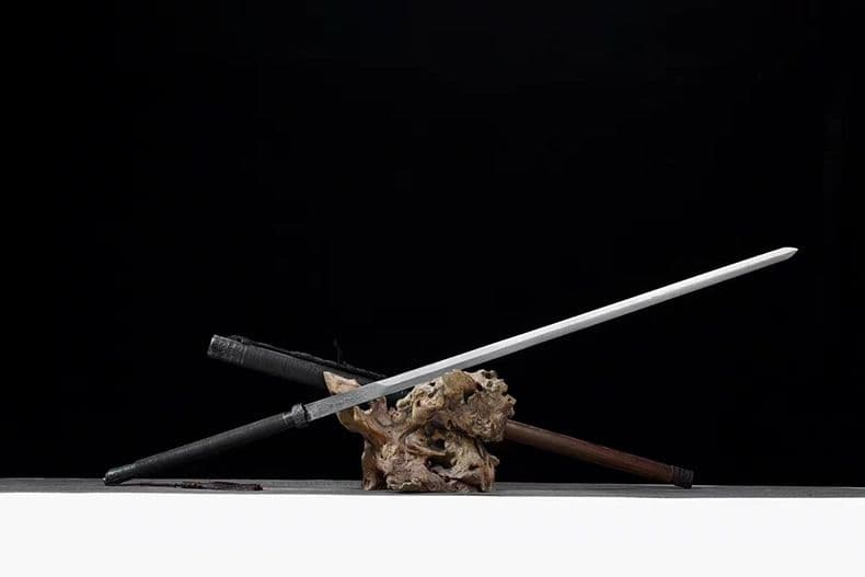 【カマキリの剣】繍春刀 牛尾刀 苗刀 手鍛造打 古兵器 武具 刀装具 両手刀