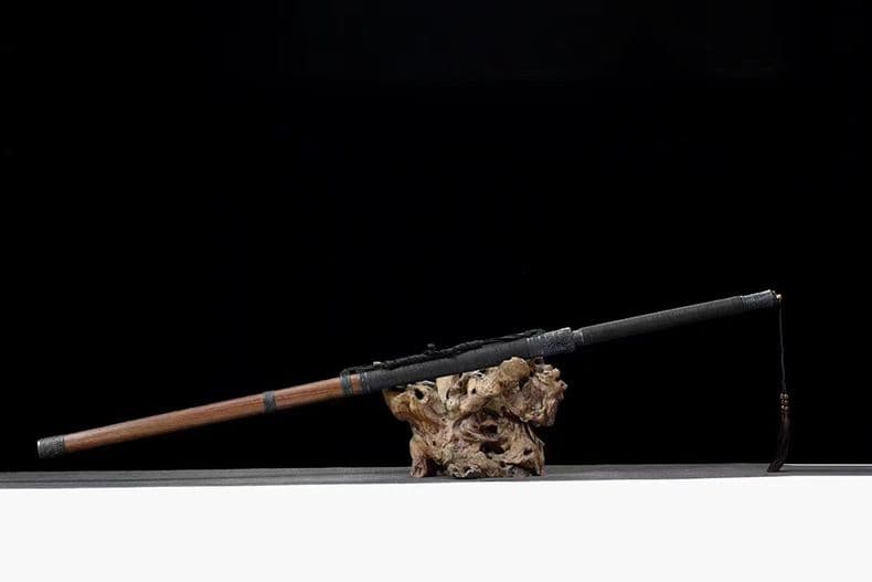 【カマキリの剣】繍春刀 牛尾刀 苗刀 手鍛造打 古兵器 武具 刀装具 両手刀