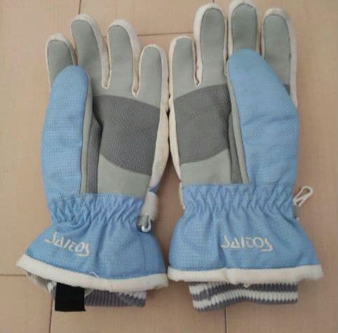 ellesse スキーウェア上下・グローブ・ニット帽 4点セット