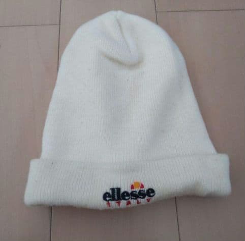 ellesse スキーウェア上下・グローブ・ニット帽 4点セット