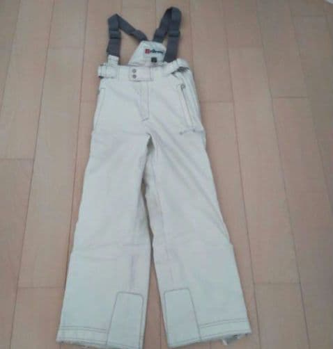 ellesse スキーウェア上下・グローブ・ニット帽 4点セット