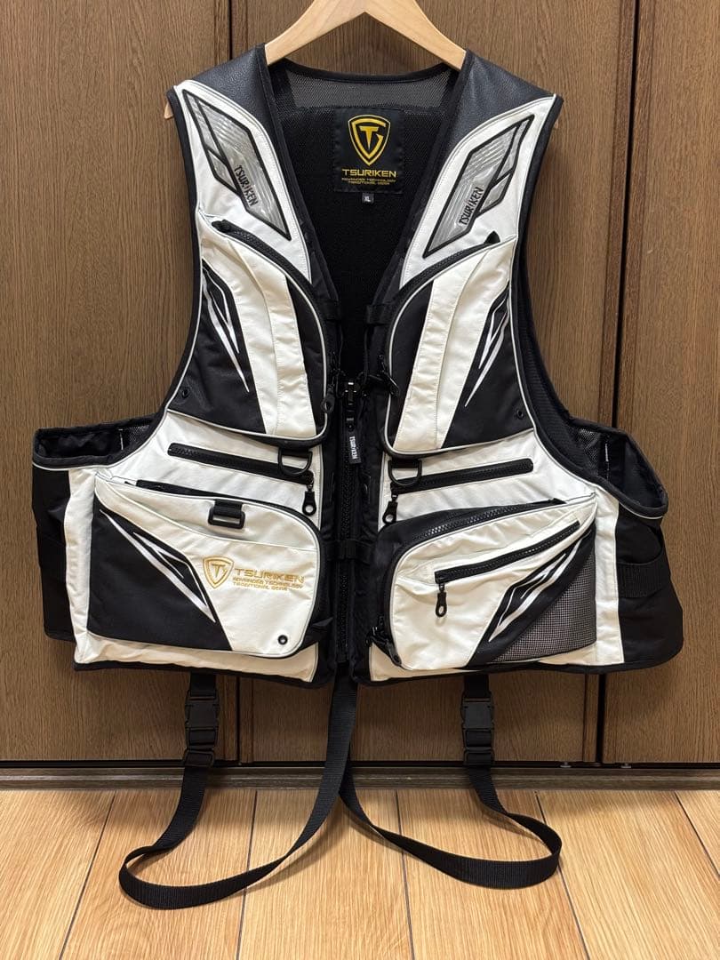 釣研　美品　フローティングベストTV221 ホワイト　XL