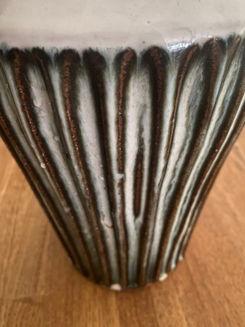 陶器　花器　島根県松江　袖師窯 尾野友彦　しのぎ