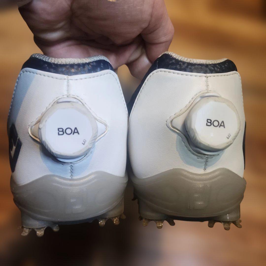 ホワイト ゴルフシューズ レースレス