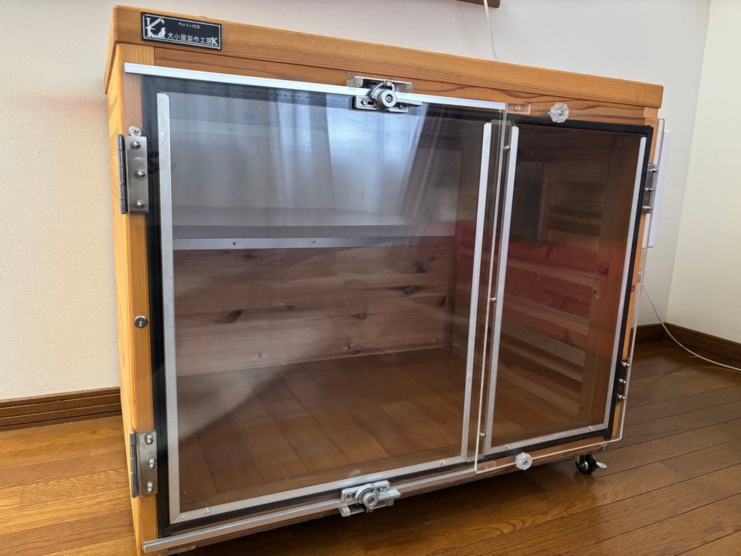 犬小屋製作工房K防音ケージ　犬用木製ケージ 透明扉付き