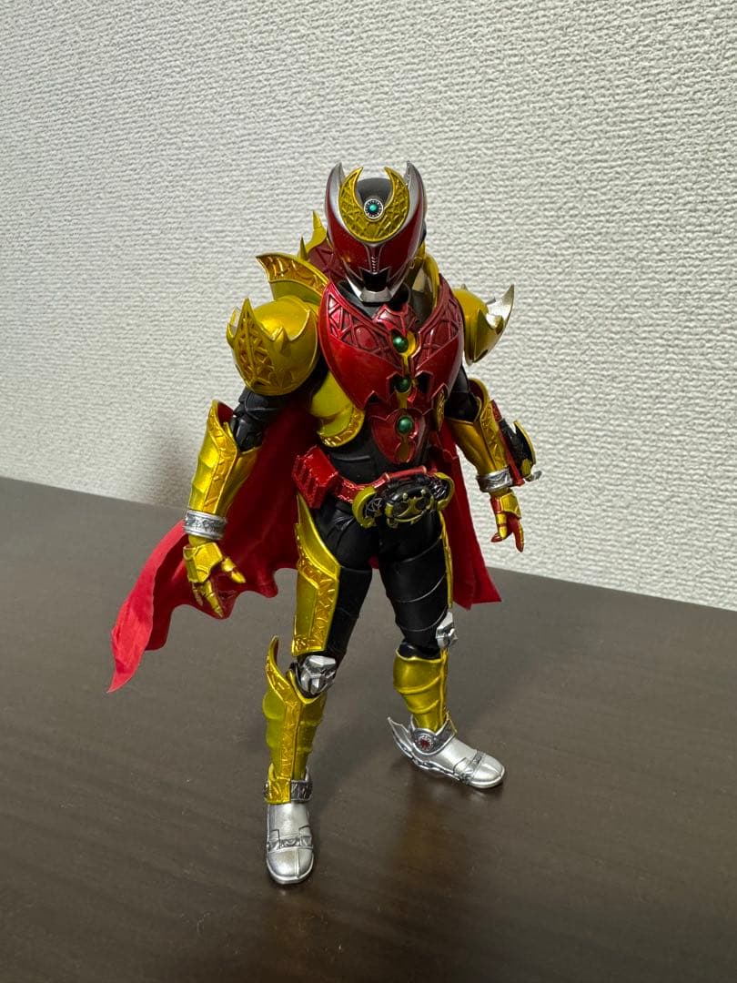 【真骨彫製法】仮面ライダーキバ　エンペラーフォーム
