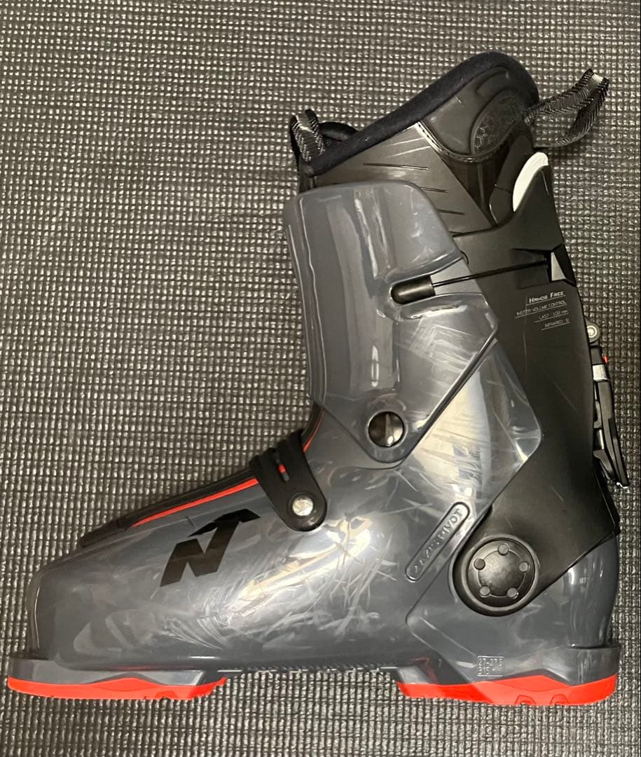 ノルディカ リアエントリー スキーブーツ HF100 27-27.5cm