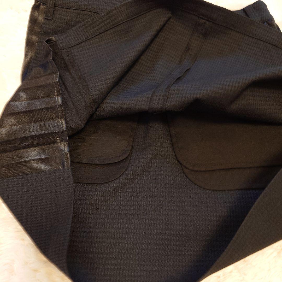 ブラック プリーツスカート 新しいタグ付き